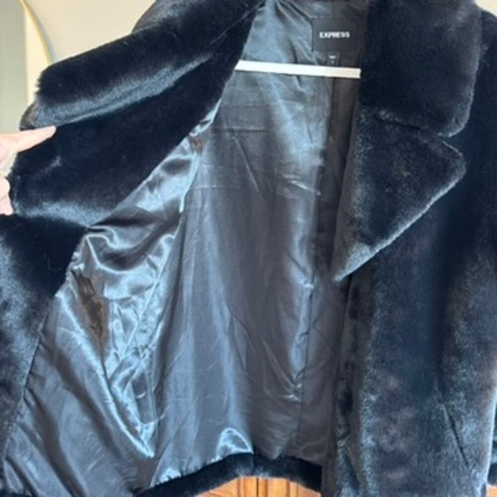 EXPRESS Black Faux Fur Coat Plush Mid Length Winter Jacket - Picture 6 of 7